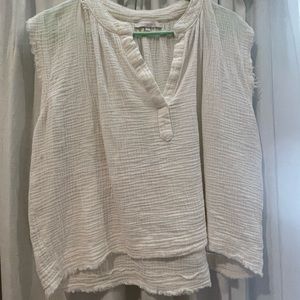 White cotton casual sleeveless top